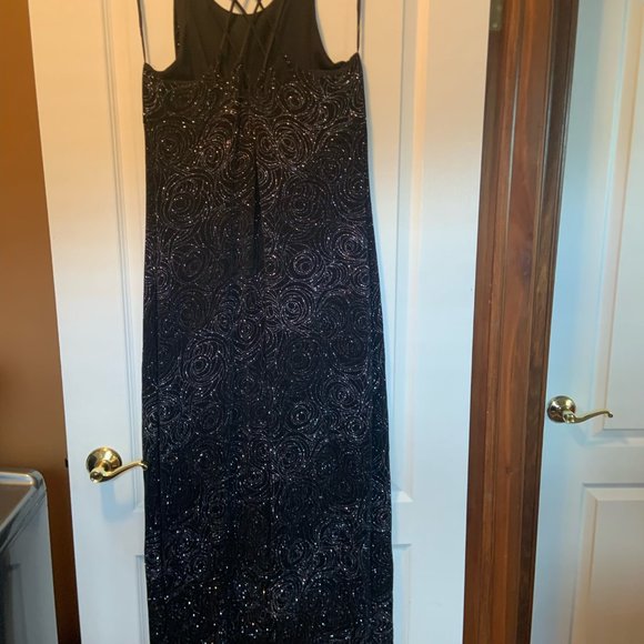 Sparkly black Evening gown - Picture 5 of 8